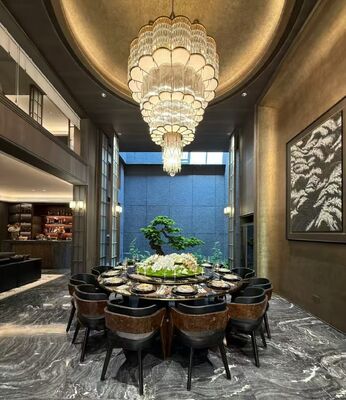 Grand Banquet Hall Crystal Ribbon Chandelier Tailor Made Art Decoration Engineering Light Fixture