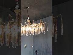 تقديم مصابيح قلادة مخصصة من الزجاج OEM ODM، طلاء كهربائي، تلميع، تيار متردد 110 فولت إلى 250 فولت لك