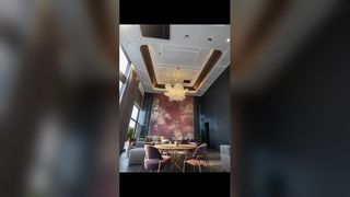 الشمبانيا الذهبية الراقية المصباح الفني للمعارض الفنية