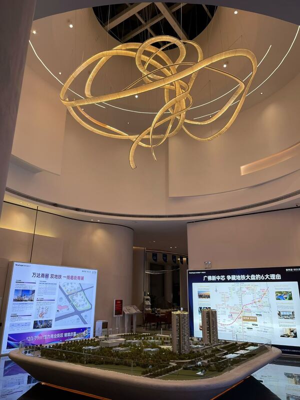 Customized Art Crystal Ribbon Chandelier for Banquet Halls Clubhouses Hotel Lobbies Sales Departments Non-Standard Projects