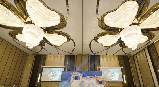 ديكور الداخلية أربعة أوراق النخل شكل مول فندق المسرح الرفاهية الردهة الكريستال LED ثريا السقف الضوء