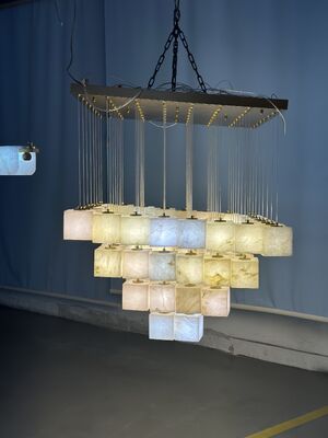 مصباح الرخام الطبيعي العصري الفاخر الفيلا الإسبانية الطبيعية غرفة المعيشة المصباح المطعم مصباح العنق